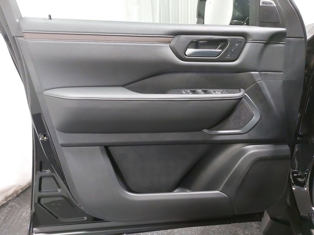 New 2026 Nissan Armada Platinum w/ Convenience Package image 30