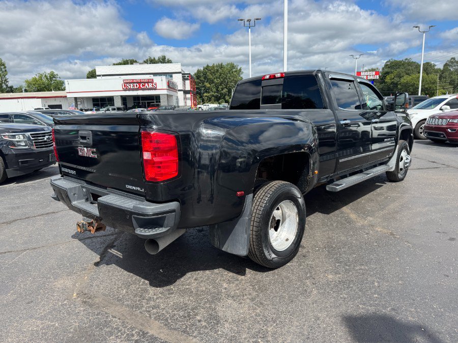 Used 2018 GMC Sierra 3500 Denali AWD/4WD image 5