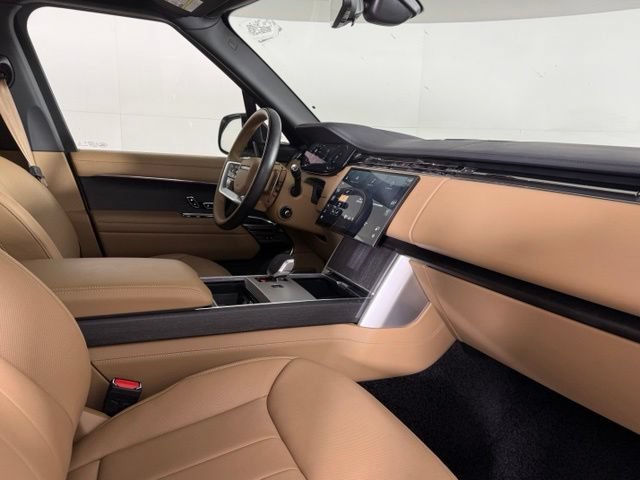Certified 2025 Land Rover Range Rover Autobiography AWD/4WD image 35