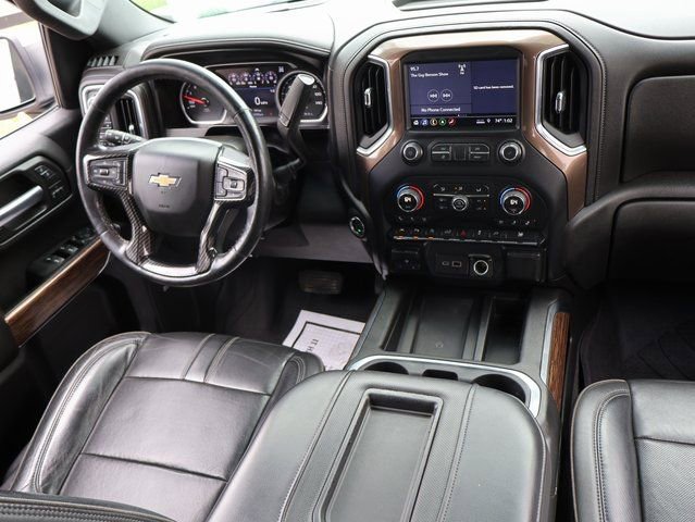 Used 2019 Chevrolet Silverado 1500 High Country w/ High Country Premium Package AWD/4WD image 15