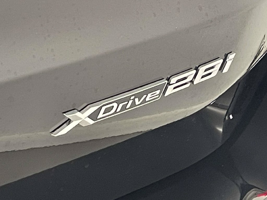 New 2027 BMW X1 xDrive28i w/ Technology Package AWD/4WD image 11