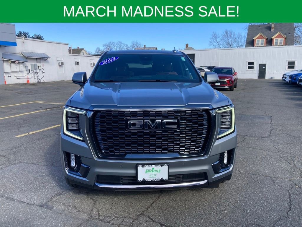 Used 2023 GMC Yukon Denali Ultimate image 2