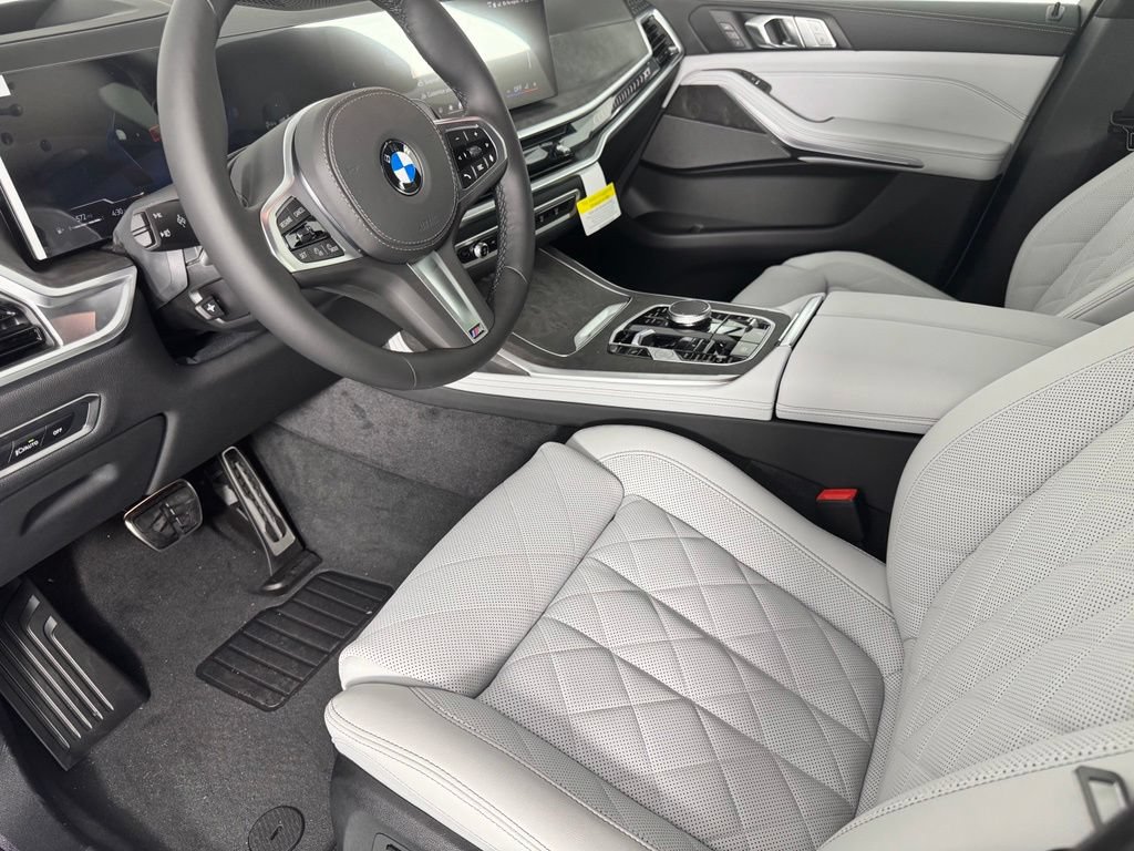 New 2027 BMW X7 xDrive40i w/ M Sport Package AWD/4WD image 12