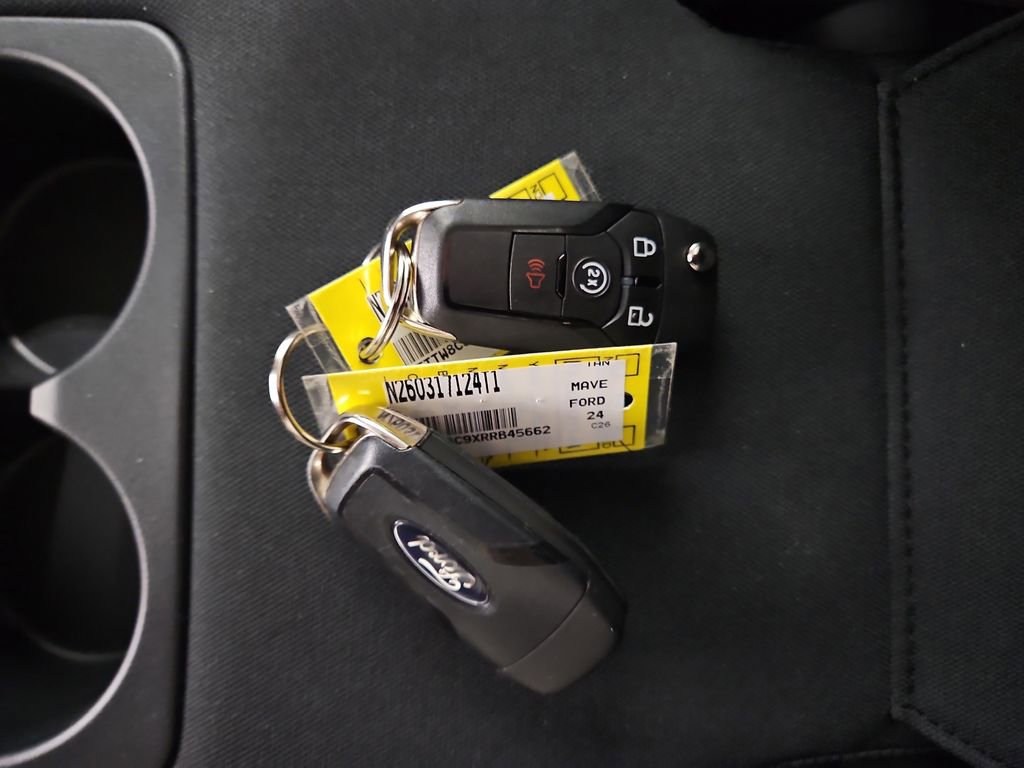Used 2024 Ford Maverick Tremor w/ Tremor Off-Road Package image 27