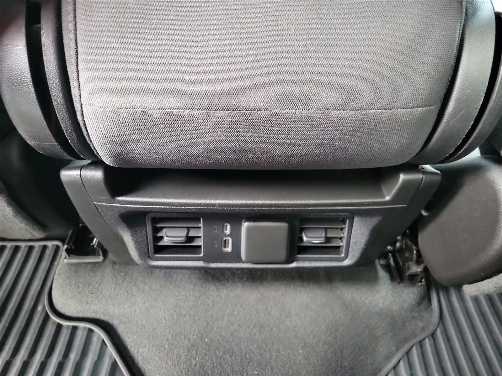 Used 2023 GMC Sierra 1500 Elevation image 10