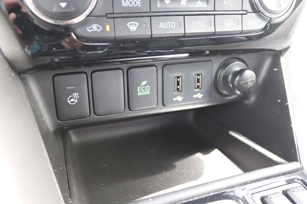 Used 2020 Mitsubishi Eclipse Cross SEL AWD/4WD image 19