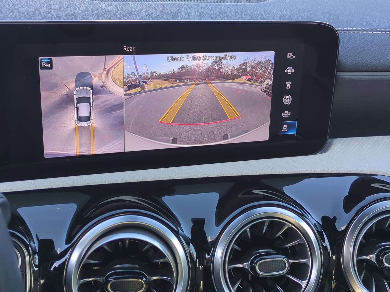 Used 2023 Mercedes-Benz CLA 250 250 image 25