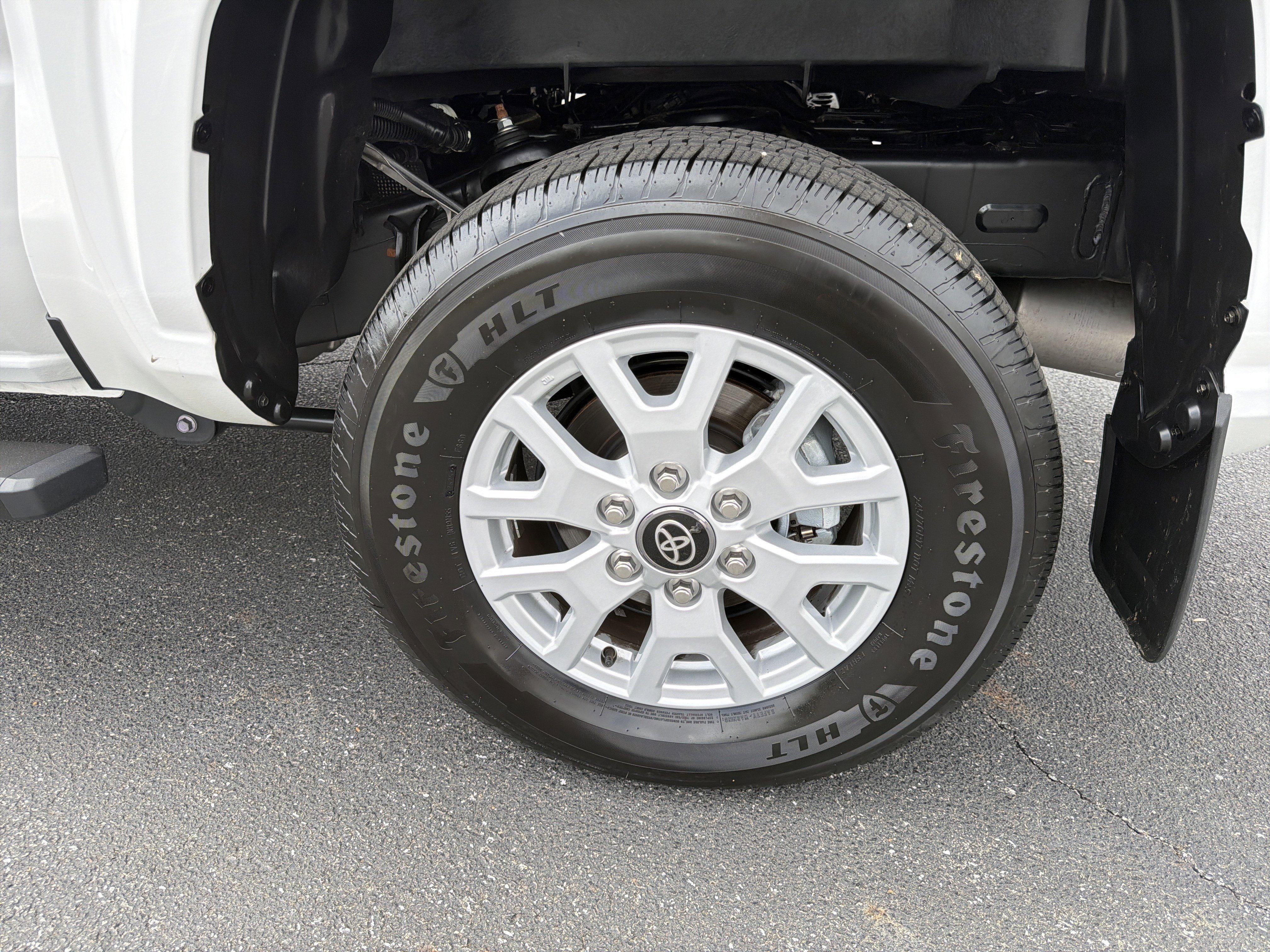 Used 2025 Toyota Tacoma SR5 RWD image 19