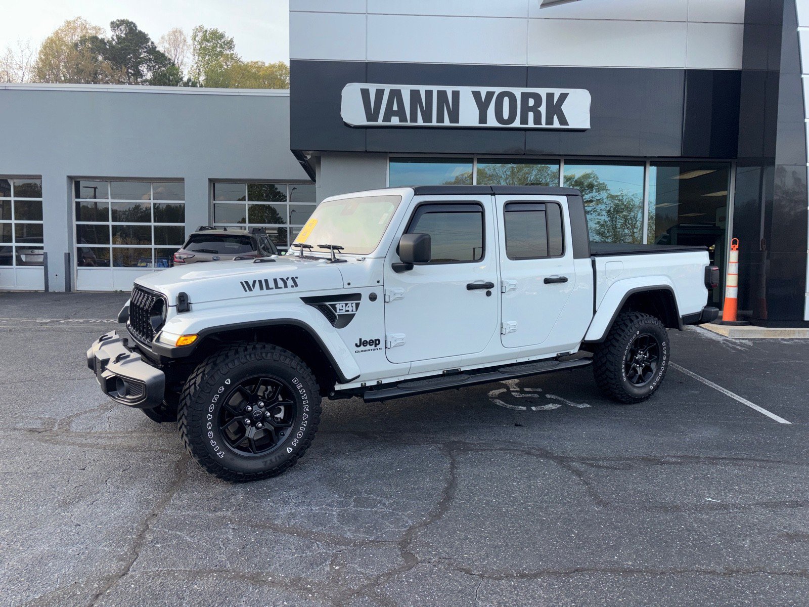 Used 2025 Jeep Gladiator Sport image 50