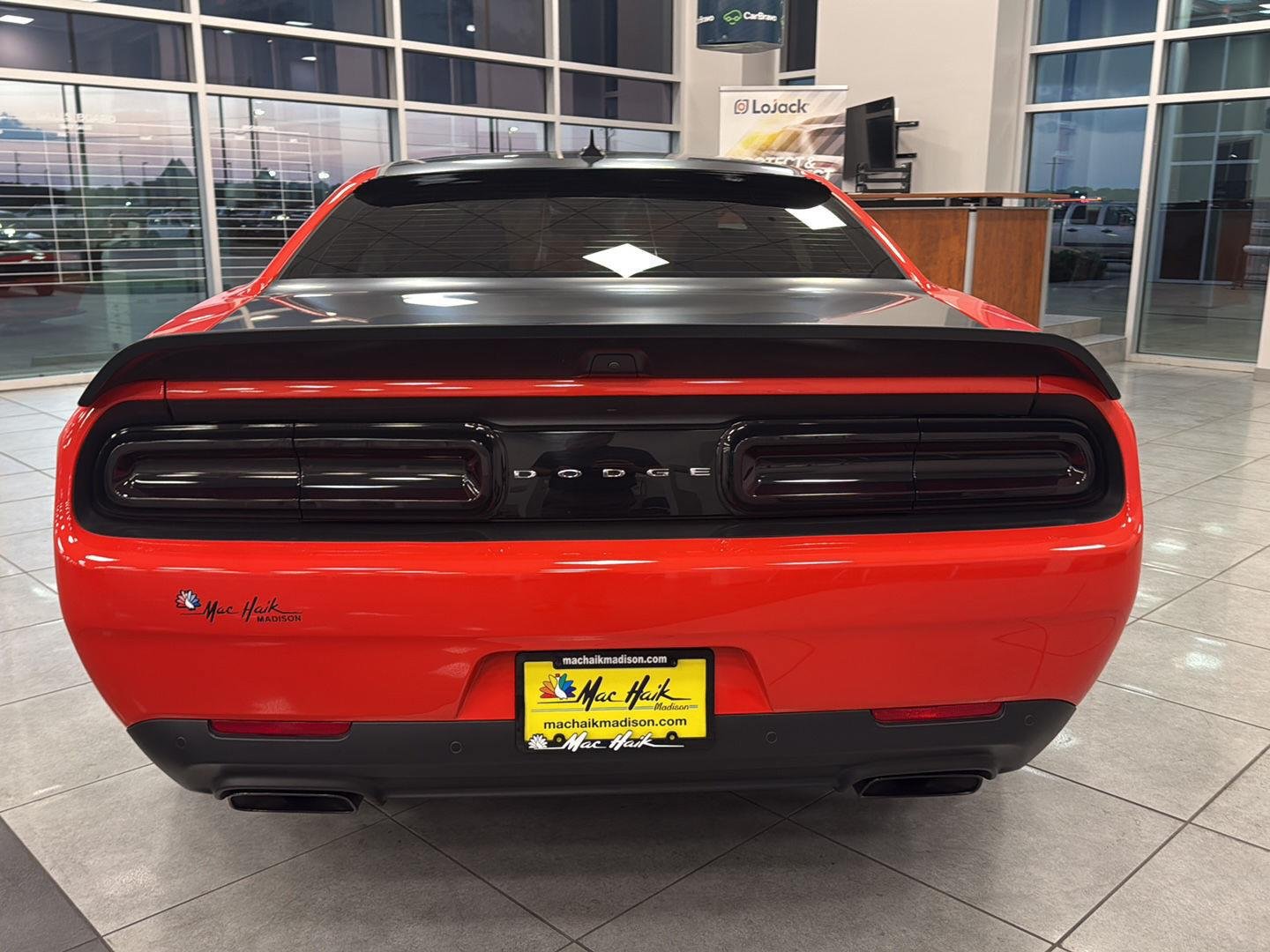 Used 2023 Dodge Challenger SRT Hellcat RWD image 4