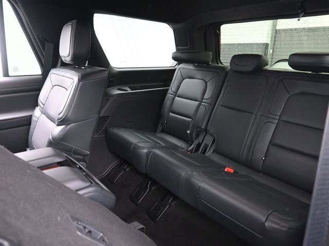 Used 2024 Lincoln Navigator Reserve image 25