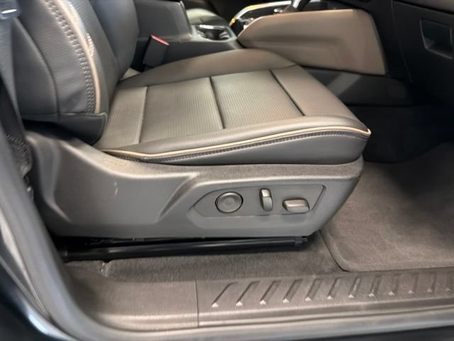 Used 2023 GMC Canyon Denali AWD/4WD image 17
