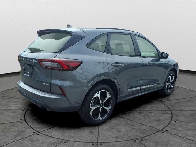 Used 2023 Ford Escape ST-Line Elite w/ Premium Technology Package AWD/4WD image 4