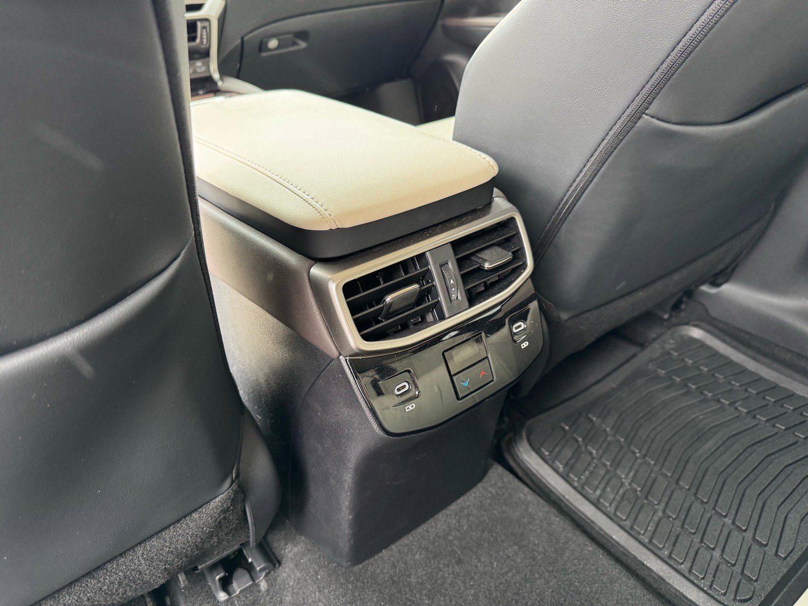 Used 2024 Lexus RX 350 Premium AWD/4WD image 15