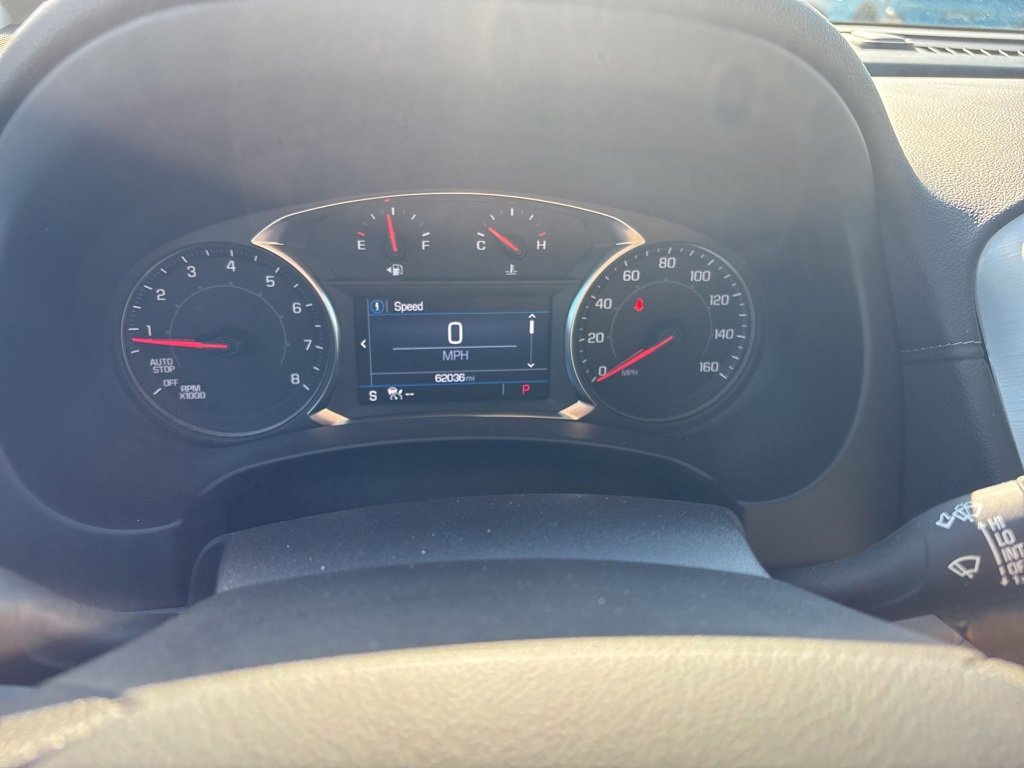 Used 2023 GMC Terrain SLE w/ Driver Convenience Package image 13