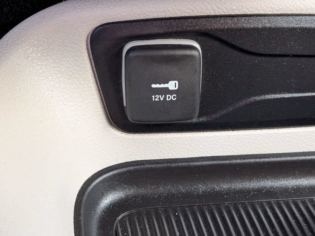 Used 2023 Chrysler Pacifica Touring-L FWD image 24
