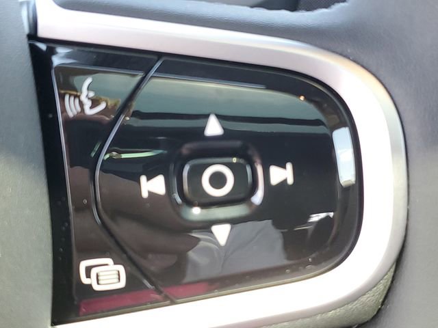 New 2026 Volvo XC90 B6 Ultra w/ Protection Package Premier AWD/4WD image 13