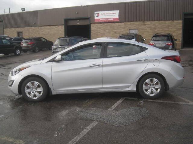 Used 2016 Hyundai Elantra SE FWD image 8