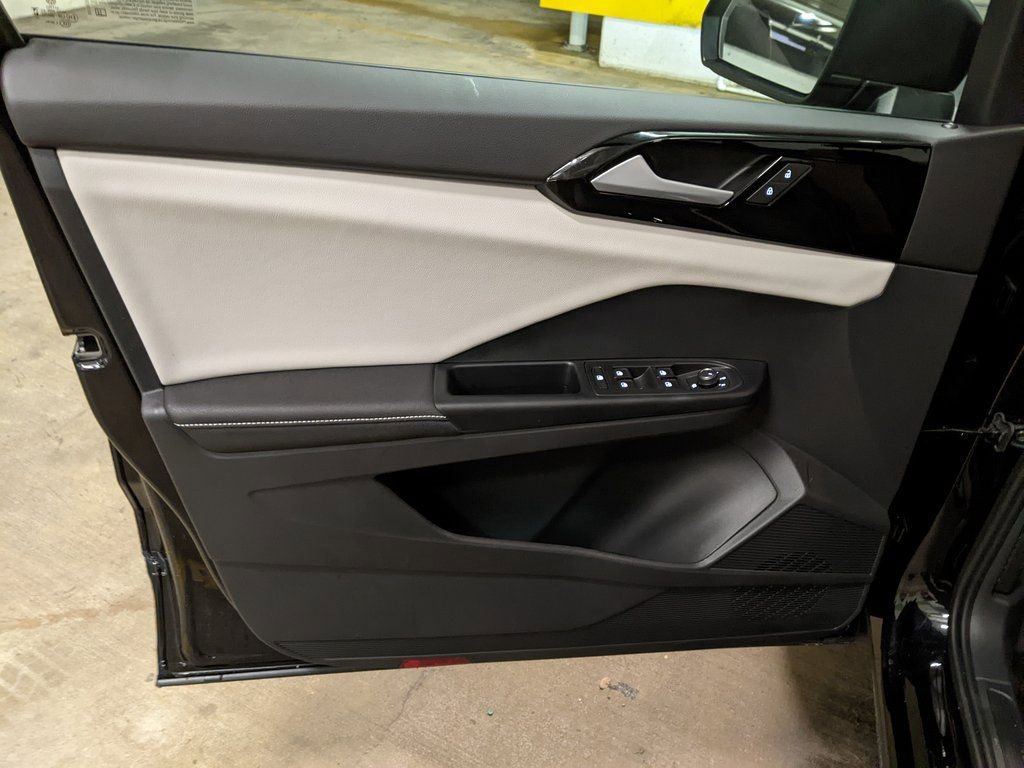 New 2026 Volkswagen Taos S AWD/4WD image 9