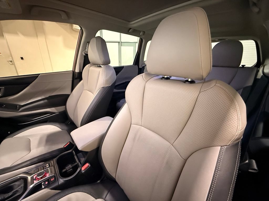 Used 2023 Subaru Forester Limited AWD/4WD image 19