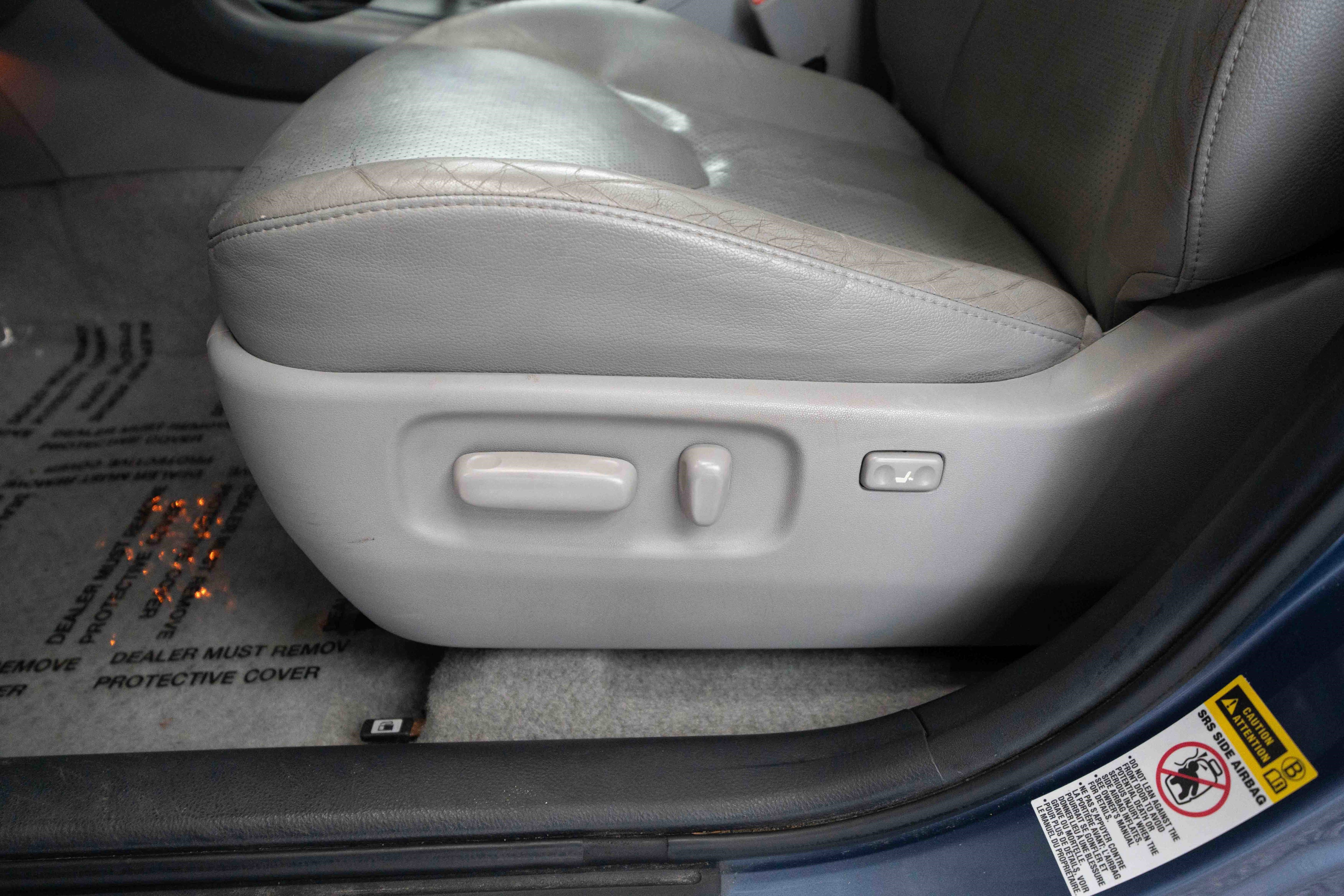 Used 2009 Toyota RAV4 Limited image 12