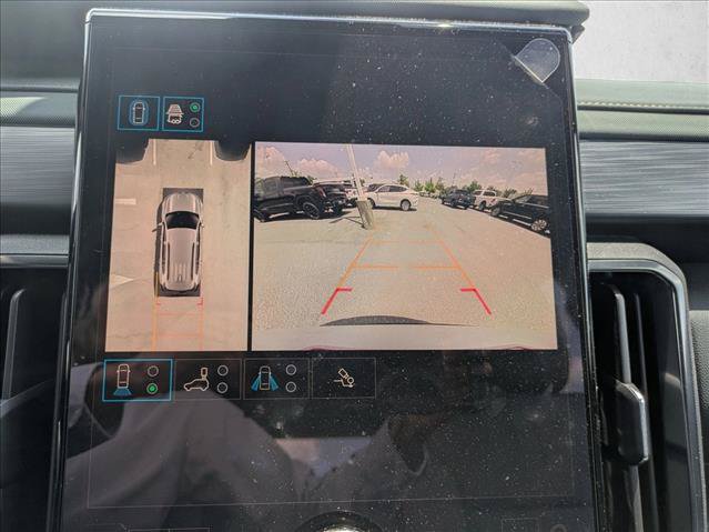 New 2025 GMC Acadia AT4 AWD/4WD image 13
