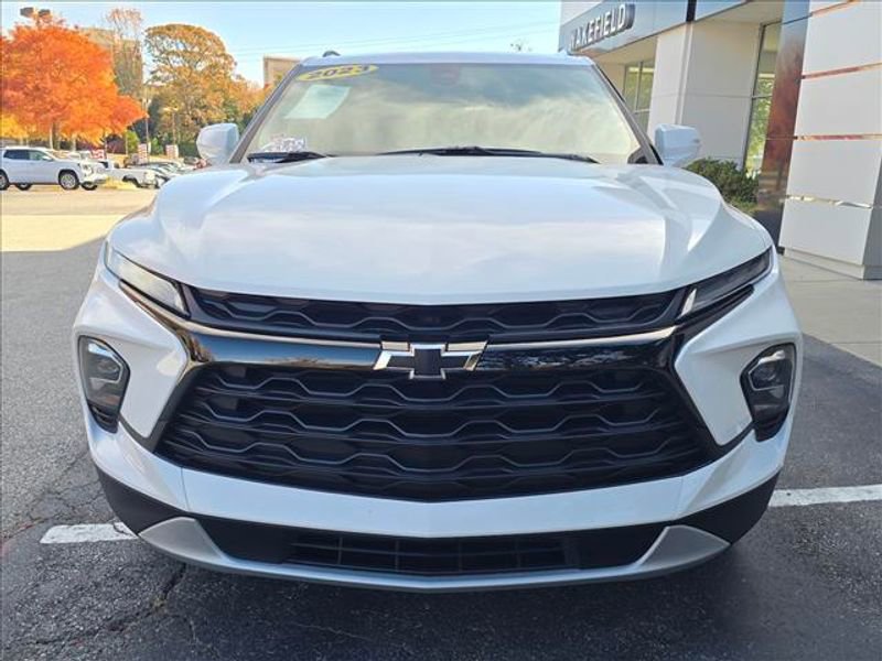 Certified 2023 Chevrolet Blazer LT w/ LPO, Black Grille Bar Package image 30