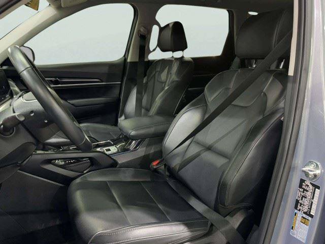 Used 2024 Kia Telluride S FWD image 13