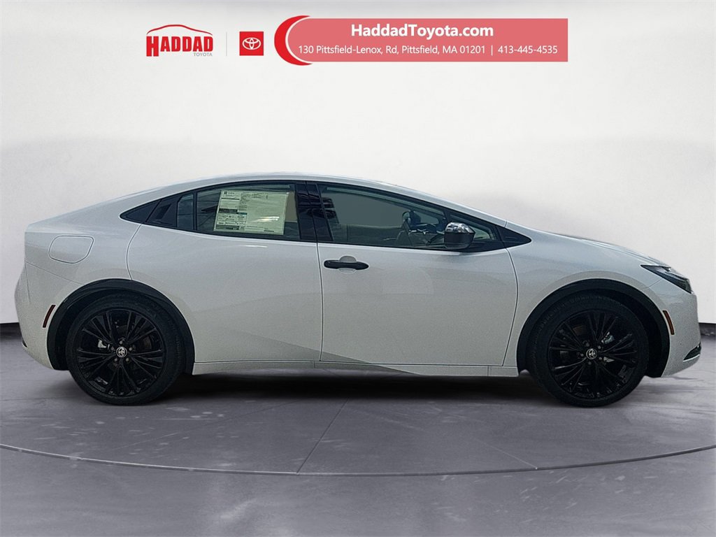 New 2026 Toyota Prius Plug-In Hybrid image 6