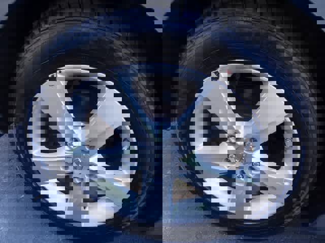 Used 2013 Hyundai Elantra GLS image 21