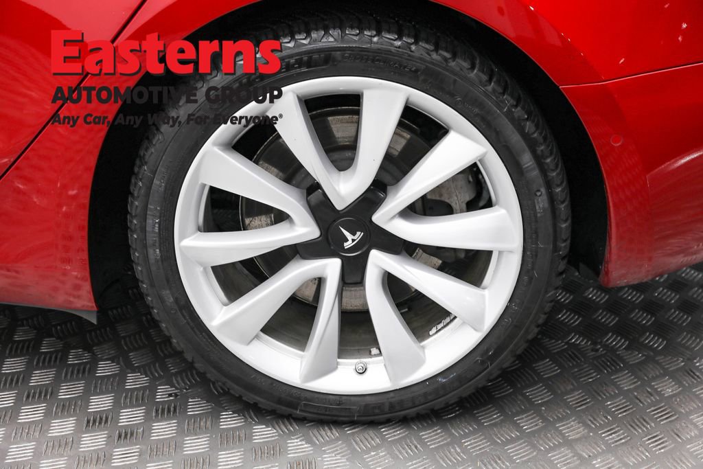 Used 2019 Tesla Model 3 Performance image 8