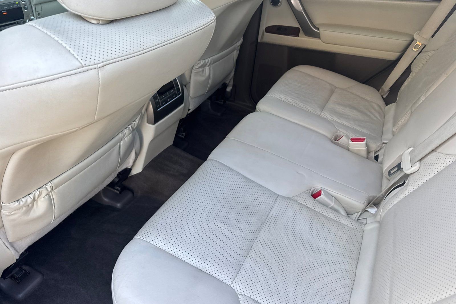 Used 2013 Lexus GX 460 Premium image 15