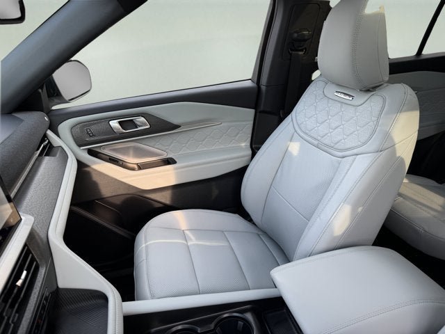 New 2027 Ford Explorer Platinum w/ 3.0L Ultimate Package AWD/4WD image 19