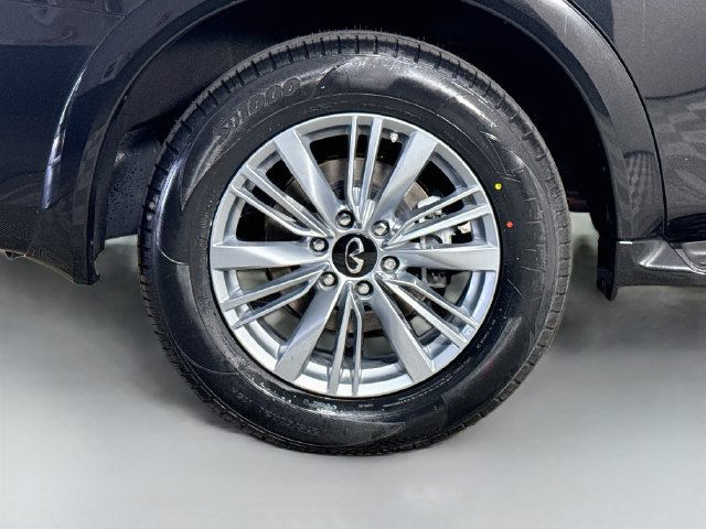 Used 2024 INFINITI QX80 Luxe w/ Cargo Package AWD/4WD image 32