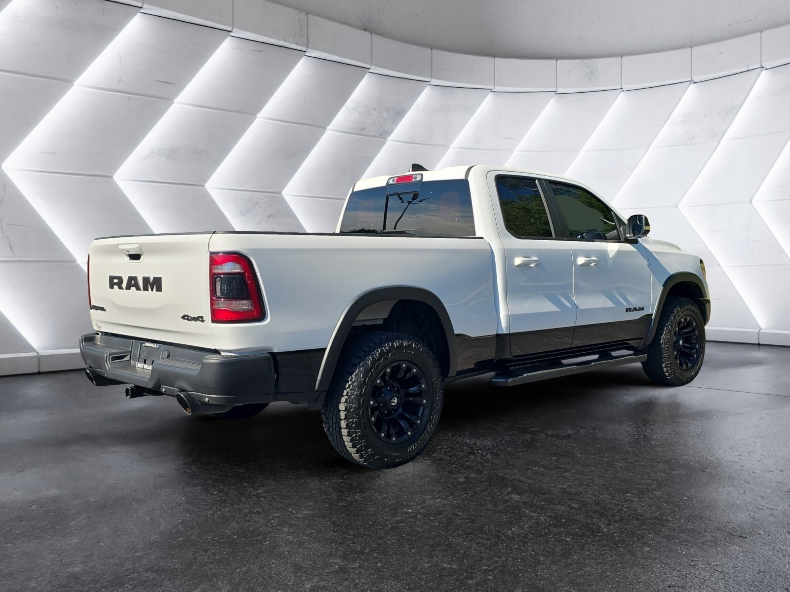 Used 2019 RAM 1500 Rebel w/ Rebel Level 2 Equipment Group AWD/4WD image 5