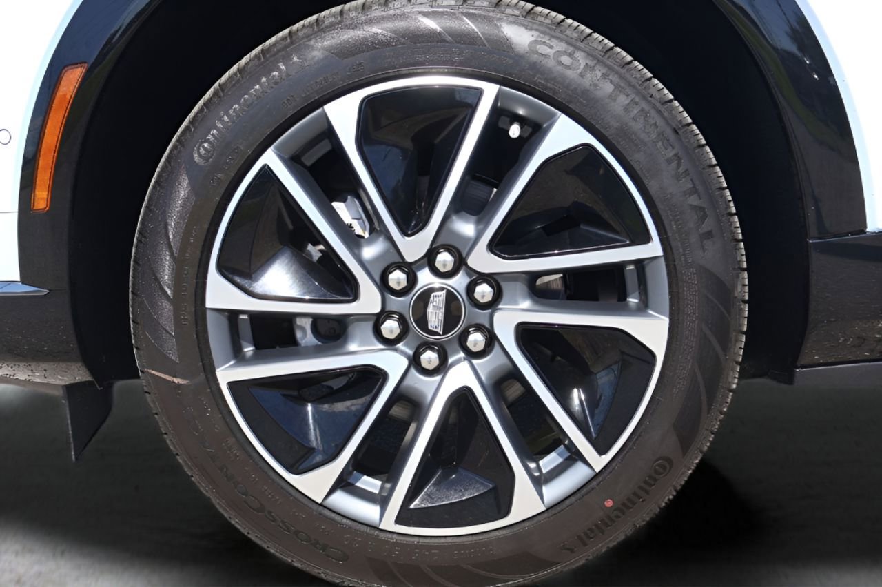 New 2026 Cadillac Optiq Sport 1 RWD image 29