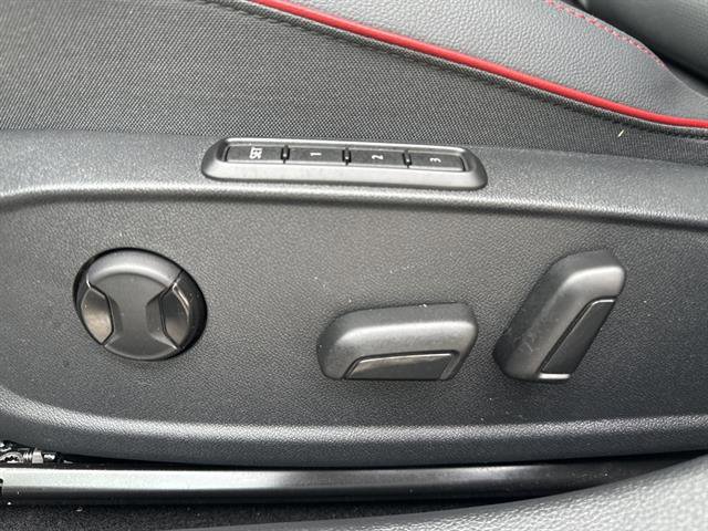 Used 2024 Volkswagen GTI SE image 36