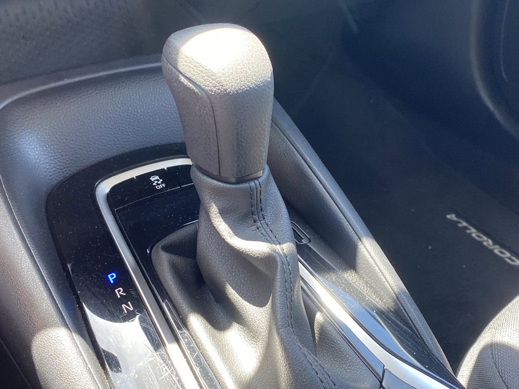 Certified 2023 Toyota Corolla LE w/ Carpet Mat Package (TMS) FWD image 13