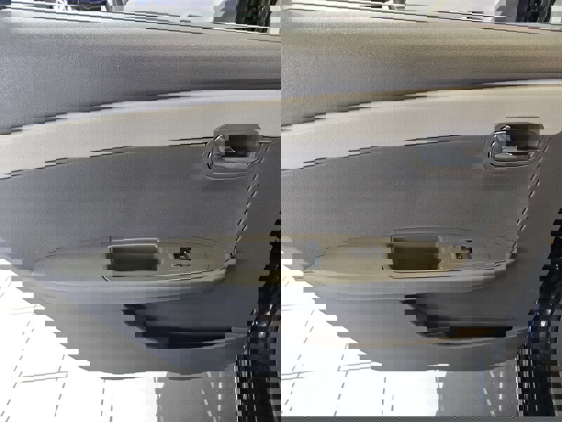 Used 2011 Chevrolet Malibu LT w/ Power Convenience Package FWD image 17