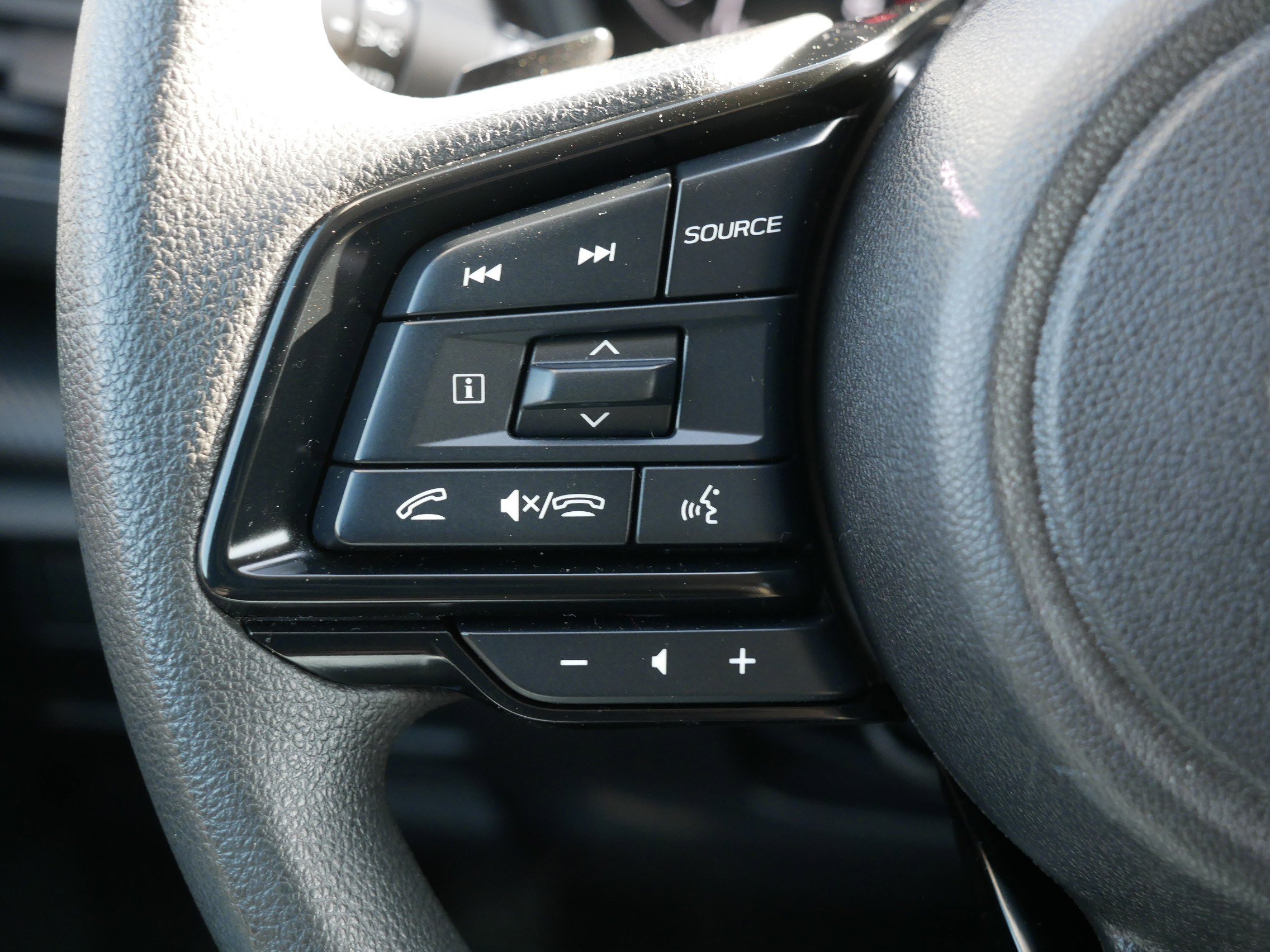 Certified 2024 Subaru Crosstrek 2.0i Premium image 31