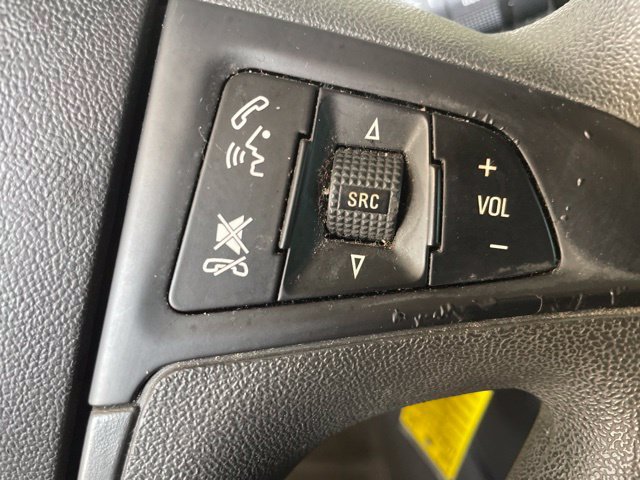 Used 2017 Chevrolet Equinox LS FWD image 24