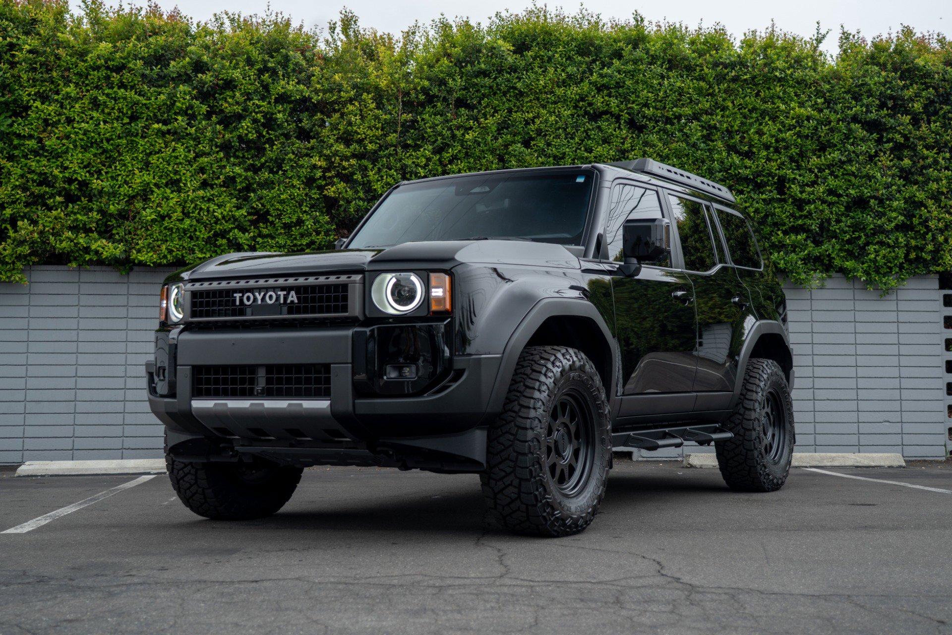 Used 2024 Toyota Land Cruiser image 11