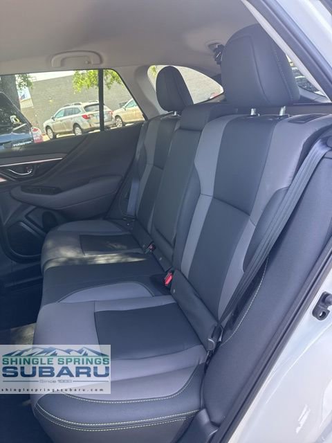 Certified 2025 Subaru Outback Onyx Edition AWD/4WD image 27