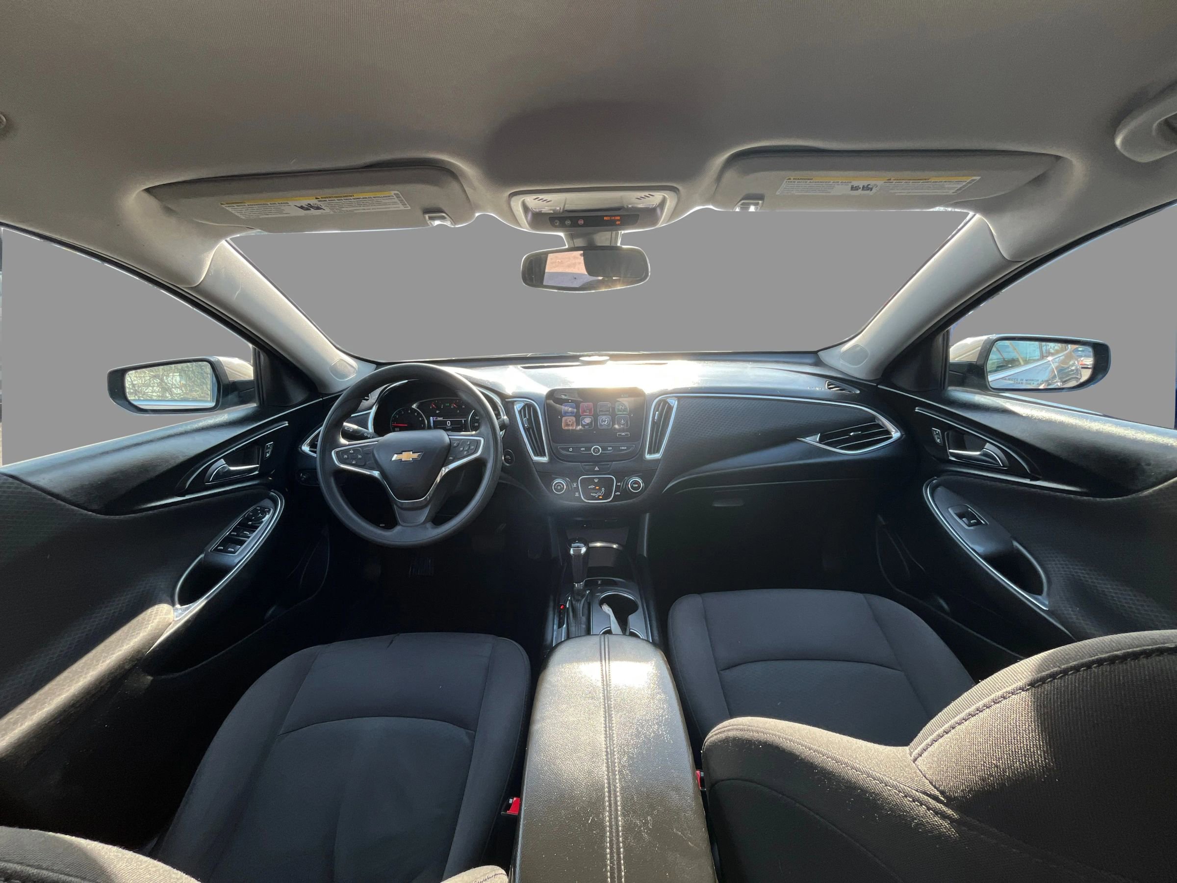 Used 2017 Chevrolet Malibu LT image 21