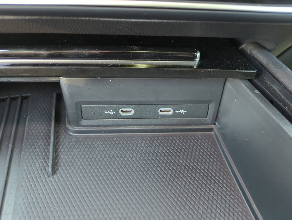 New 2025 Volkswagen Atlas Cross Sport SEL Premium R-Line image 38