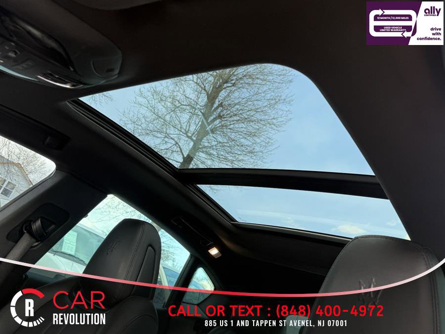 Used 2017 Maserati Levante w/ Sport Package image 19