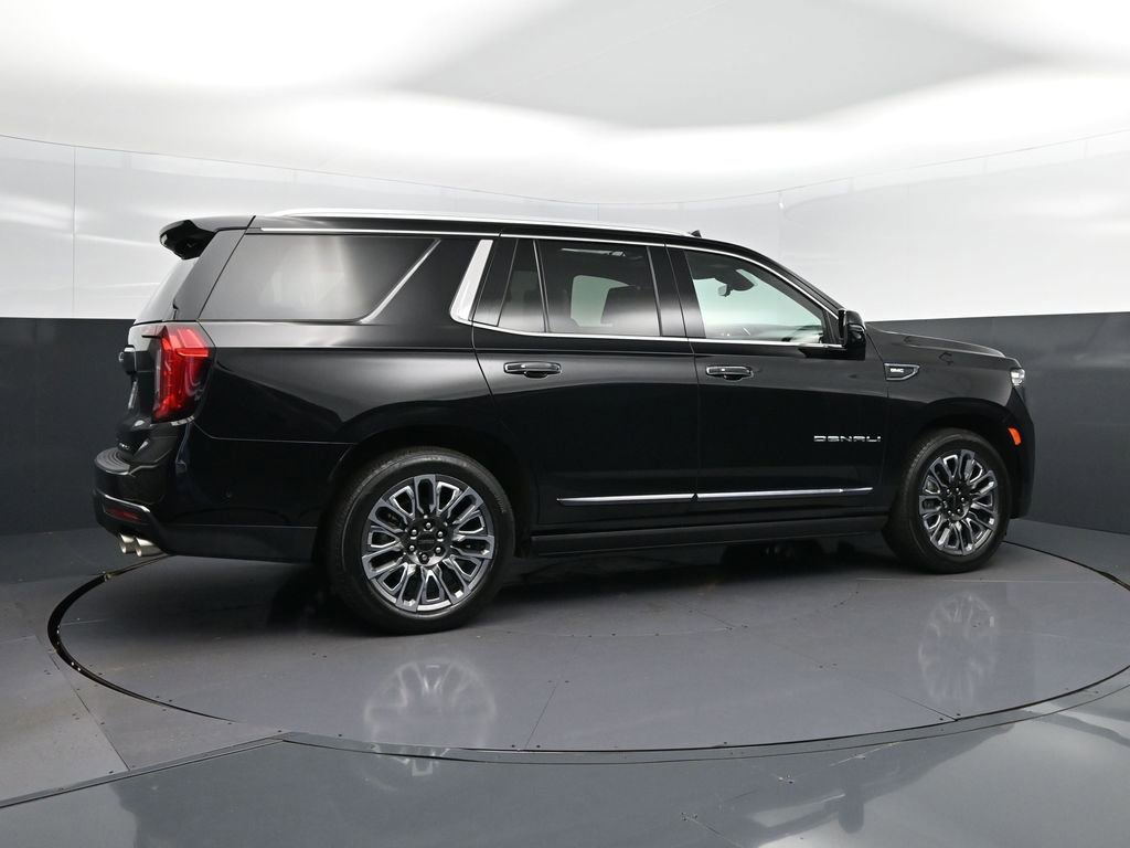 Used 2023 GMC Yukon Denali Ultimate image 8