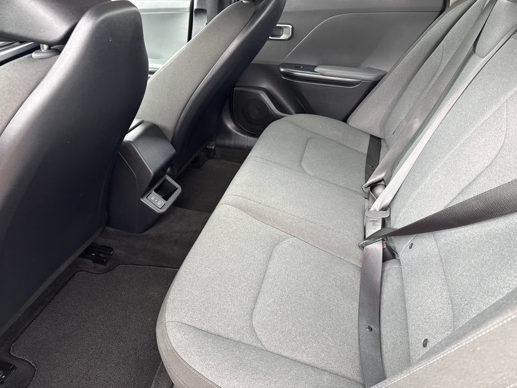 Used 2025 Kia K4 FWD image 16