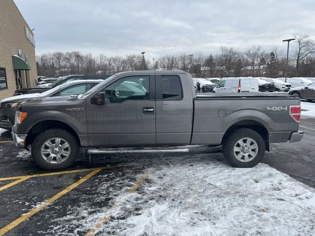 Used 2012 Ford F150 XLT w/ XLT Chrome Pkg image 3