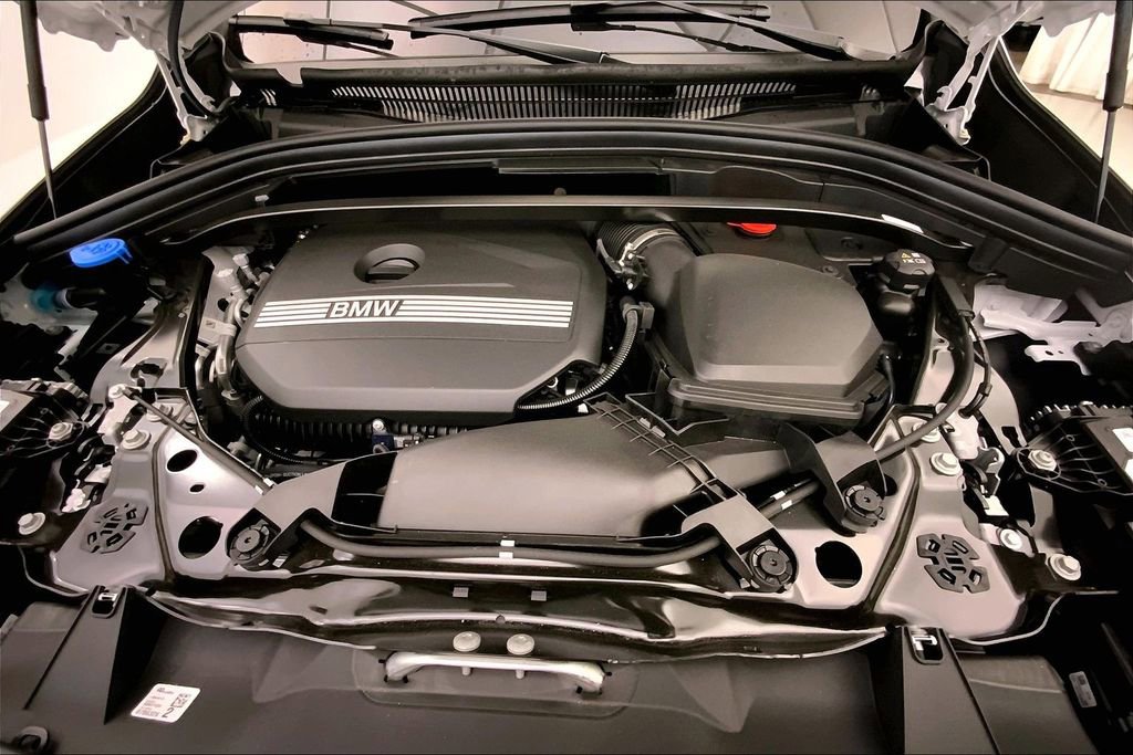 New 2026 BMW X1 xDrive28i w/ Technology Package image 8
